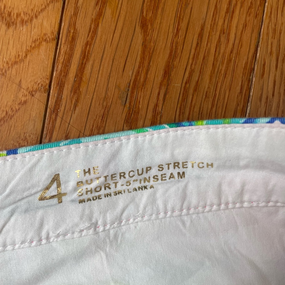 Lilly Pulitzer shorts. - Picture 2 of 4